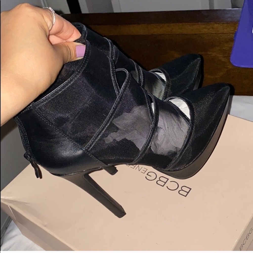 🔥BCBGeneration Samba Black Mesh Booties Size 8.5